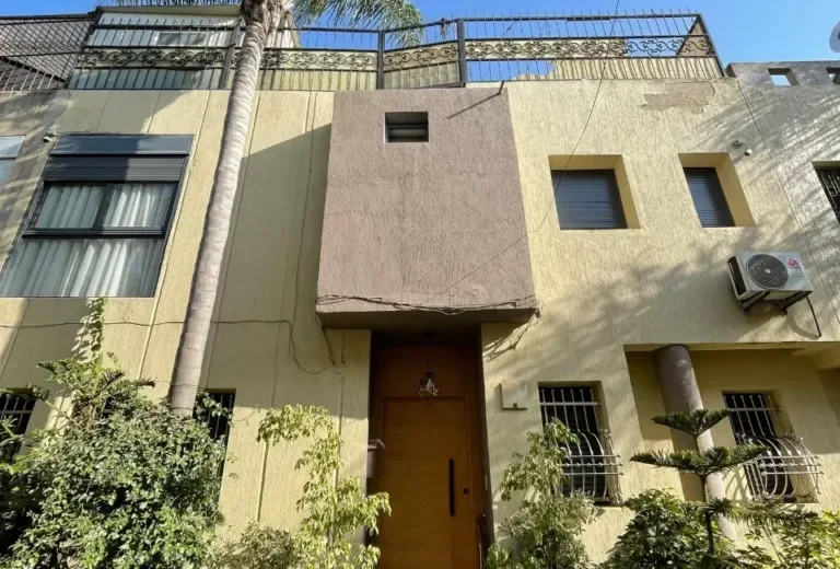 Maison/Villa à vendre à Tit Mellil - 210 m² hab. (Sous-sol + R+2)